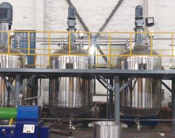 真空吸料成套涂料分散研磨灌裝一體化設(shè)備