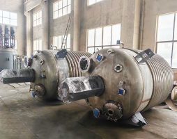 反應(yīng)釜設(shè)備
