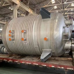 反應(yīng)釜設(shè)備