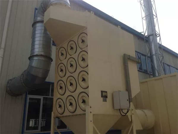 濾筒除塵設(shè)備